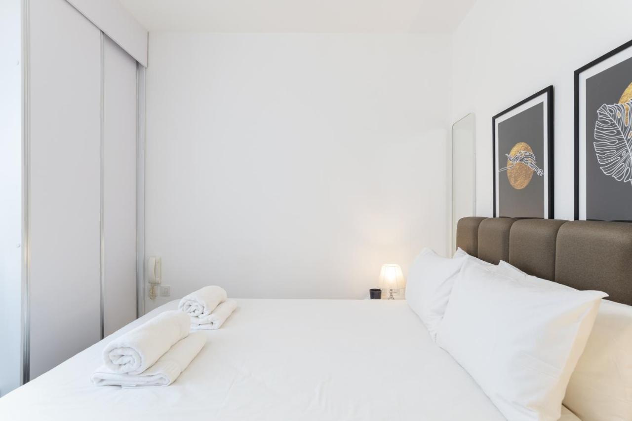 Quiet Hideaway & Terrace Near Beach By Feelhome تل أبيب المظهر الخارجي الصورة